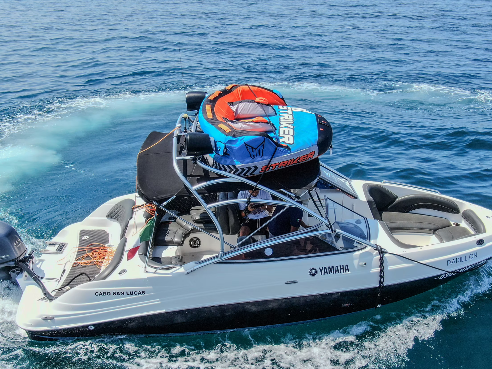 YAMAHA BOAT 28