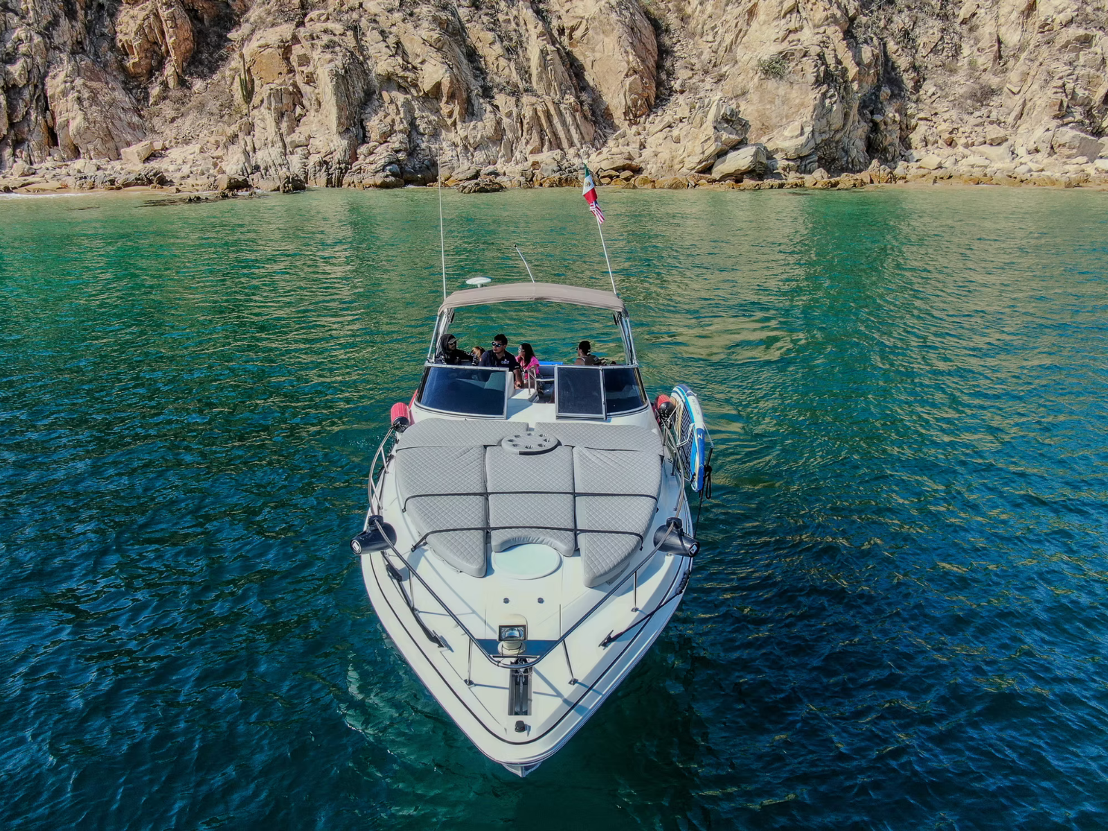 YACHT CRUISER 35 - Up to 6 Passangers